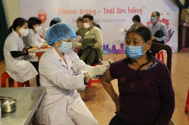 Chuẩn bị triển khai tiêm liều bổ sung và liều nhắc lại vắc xin COVID-19