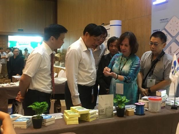 Cập nhật nhiều công nghệ y tế trong phòng và điều trị bệnh