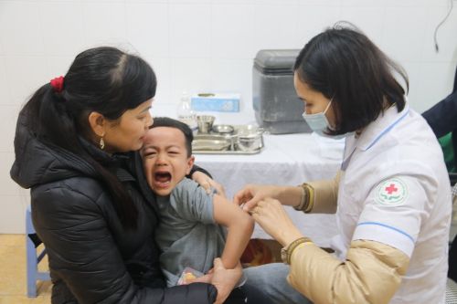 Tiêm vắc xin là biện pháp hữu hiệu để phòng chống bệnh Sởi