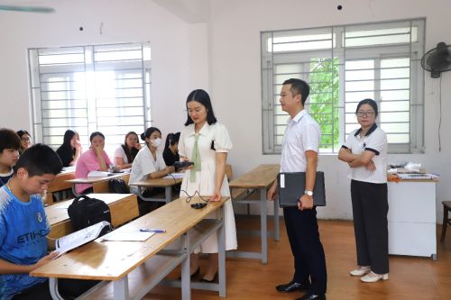 Giám sát, hướng dẫn công tác y tế trường học các cơ sở giáo dục nghề nghiệp