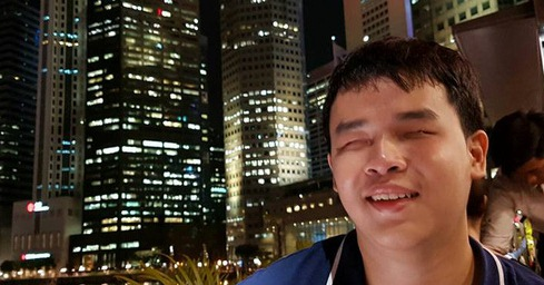 Cậu sinh viên khiếm thị một mình sang Singapore làm app đặt xe cho người đồng cảnh ngộ