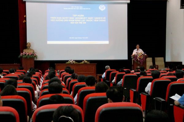 Tập huấn triển khai quyết định 2470/qđ-byt ngày 14/06/2019 về việc hướng dẫn khám sàng lọc trước tiêm chủng đối với trẻ em