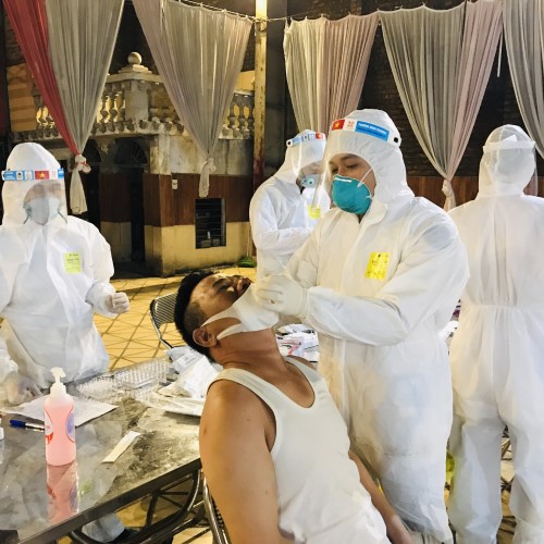 Thông tin về 2 trường hợp mắc COVID-19 liên quan đến Bệnh viện Bệnh nhiệt đới Trung ương