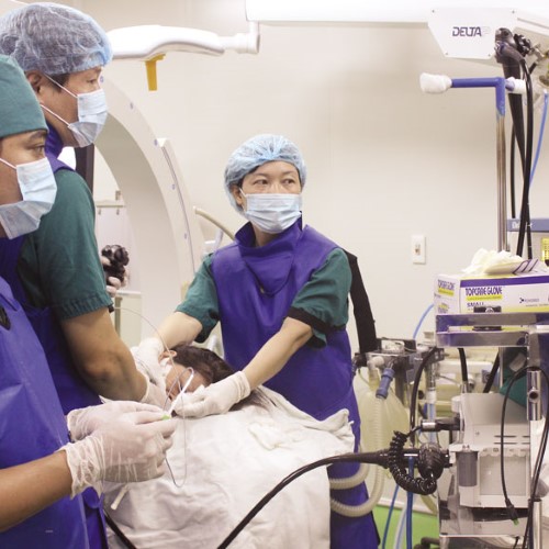 Thúc đẩy ứng dụng kỹ thuật cao ngành Y tế
