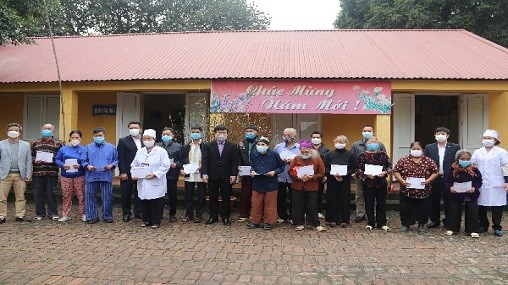 Thăm tặng quà Tết cho 145 bệnh nhân tại các bệnh viện chuyên khoa