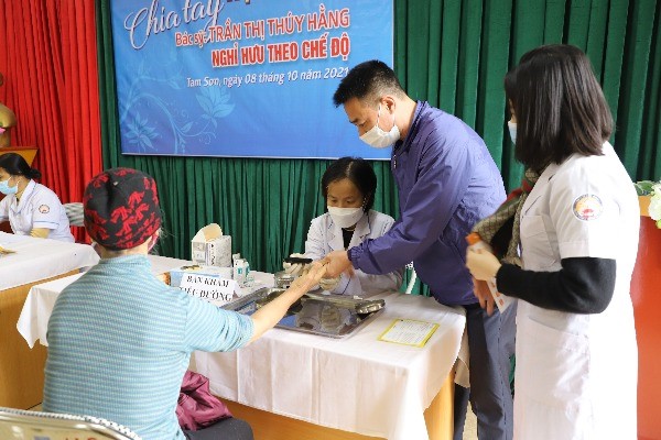 Triển khai chương trình “Cùng sống khỏe”
