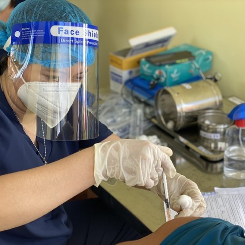 Bộ Y tế: Hoàn thành việc tiêm mũi 3 trong quý I năm 2022