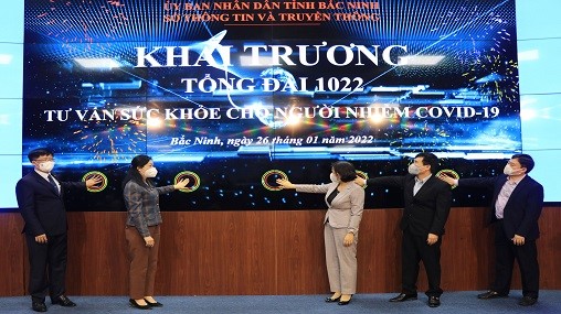 Khai trương Tổng đài 1022 tư vấn sức khoẻ cho người nhiễm COVID-19 điều trị tại nhà