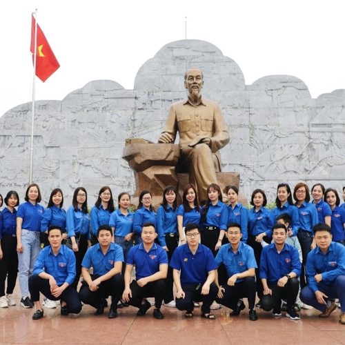 Đoàn viên thanh niên tích cực học tâp truyền thống lịch sử dân tộc