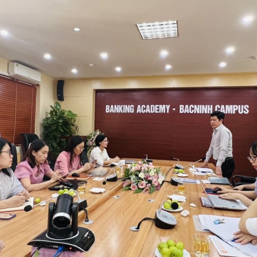12 cơ sở giáo dục đại học và cơ sở giáo dục nghề nghiệp trên địa bàn tỉnh được kiểm tra, hướng dẫn triển khai công tác y tế trường học