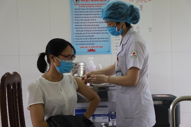 Tăng cường phòng chống dịch COVID-19 và tiêm chủng vắc xin phòng COVID-19