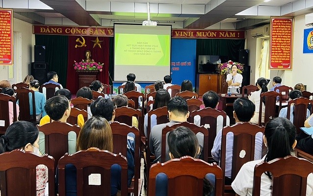 Hơn 80 đại biểu đại diện doanh nghiệp Quế Võ được tập huấn phổ biến văn bản pháp luật về vệ sinh lao động và chăm sóc sức khỏe người lao động