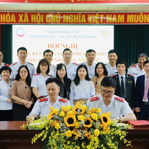 Tổng kết công tác thi đua năm 2023, triển khai nhiệm vụ và ký kết thi đua năm 2024