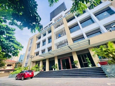 Tổ chức lại Trung tâm Kiểm soát bệnh tật tỉnh trực thuộc Sở Y tế trên cơ sở sáp nhập Trung tâm Kiểm nghiệm vào Trung tâm Kiểm soát bệnh tật tỉnh