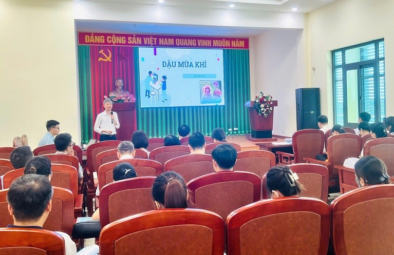 40 cán bộ y tế được Tập huấn Hướng dẫn giám sát dựa vào sự kiện (EBS) và giám sát phòng chống bệnh đậu mùa khỉ