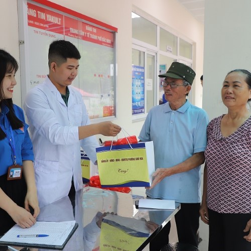 Sôi nổi các hoạt động đền ơn đáp nghĩa nhân kỷ niệm 77 năm ngày thương binh – liệt sỹ 27/7/2024