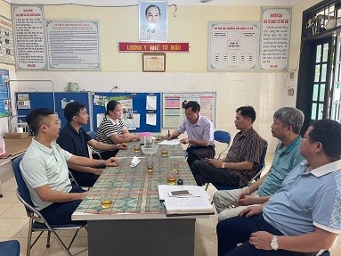 Giám sát, hướng dẫn công tác vệ sinh môi trường, phòng chống dịch mùa bão lũ