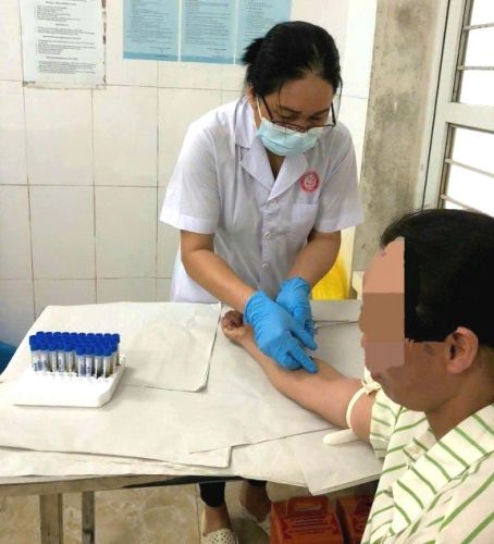 Trên 2.700 bệnh nhân HIV đang được điều trị bằng thuốc kháng vi rút ARV đạt trên địa bàn tỉnh