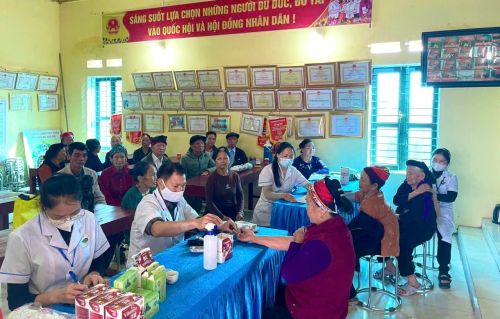 Tiếp tục củng cố, phát triển mô hình quản lý và điều trị ngoại trú bệnh không lây nhiễm và một số bệnh mạn tính