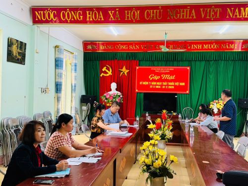 Giám sát, hỗ trợ hoạt động chăm sóc sức khỏe sinh sản, dinh dưỡng, truyền thông tại xã Sơn Động và Dương Hưu