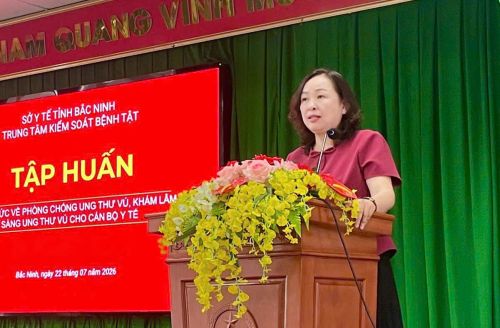 Trung tâm Kiểm soát bệnh tật Bắc Ninh tập huấn kiến thức phòng chống, khám lâm sàng ung thư vú cho 135 cán bộ y tế
